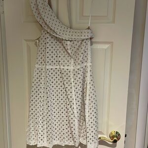 Michael by Michael Kors White Eyelet one shoulder dress in size 8